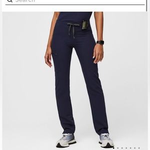 Yola womens skinny scrub pant navy blue size small